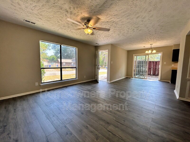 Charming 2-Bedroom Retreat with 2 Full Baths in Fayetteville! property image