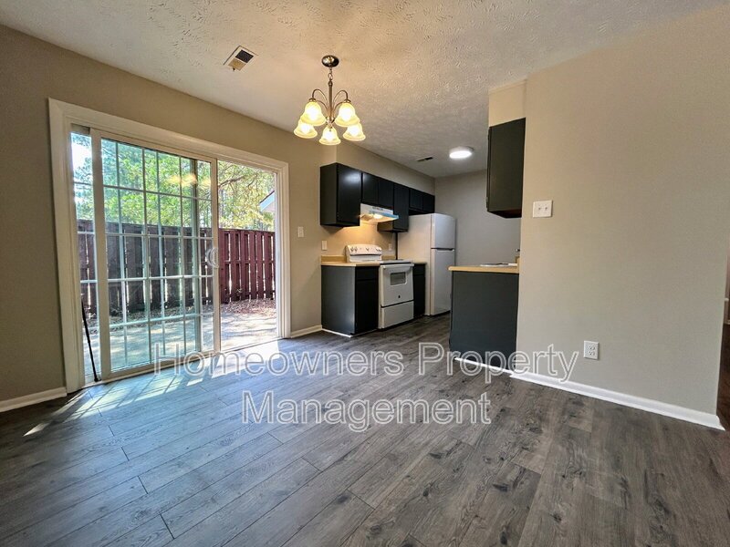 Charming 2-Bedroom Retreat with 2 Full Baths in Fayetteville! property image