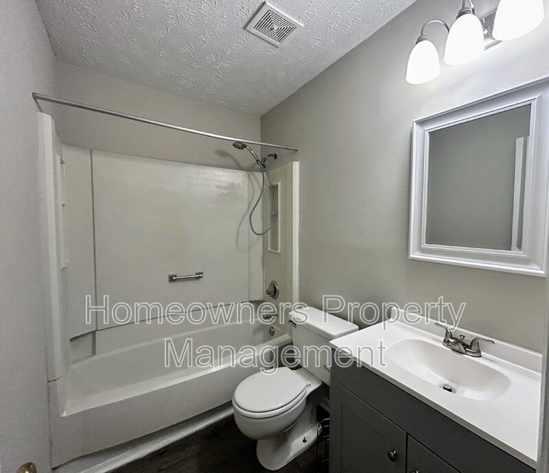 Charming 2-Bedroom Retreat with 2 Full Baths in Fayetteville! property image