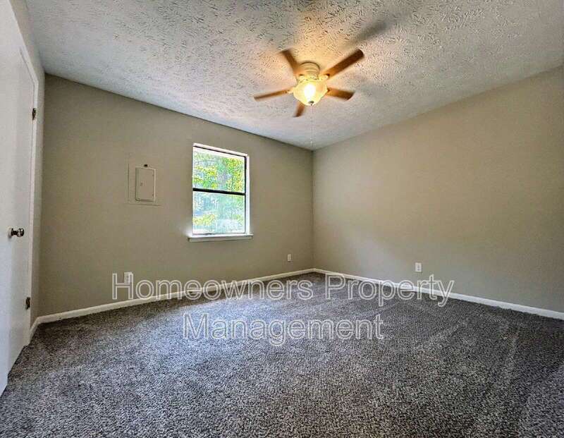 Charming 2-Bedroom Retreat with 2 Full Baths in Fayetteville! property image