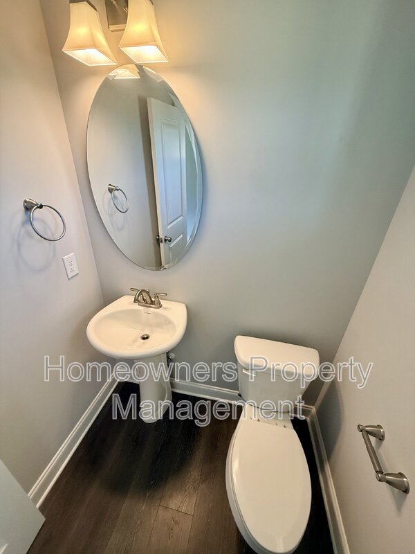 Amazing 3-Bed Oasis with 2.5 Baths in Spring Lake – 1511 Sq Ft of Comfort at 580 Hayes Road!