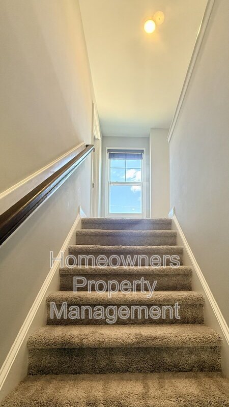 Amazing 3-Bed Oasis with 2.5 Baths in Spring Lake – 1511 Sq Ft of Comfort at 580 Hayes Road!