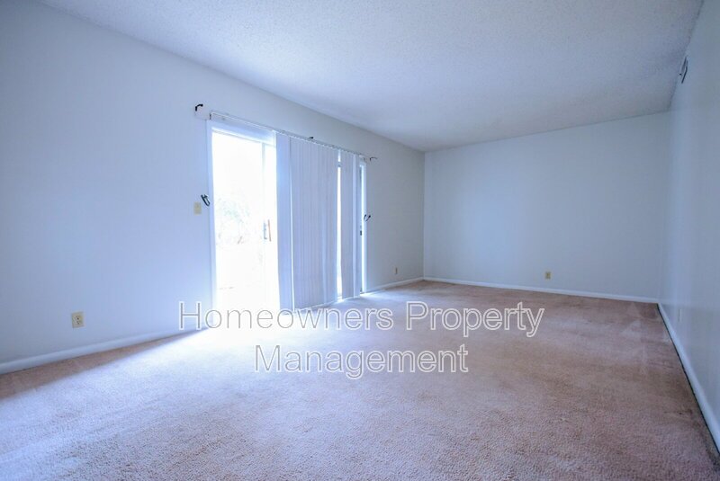 Great 3-Bedroom Haven with 2.5 Baths in Fayetteville – Your Perfect Retreat Awaits! property image