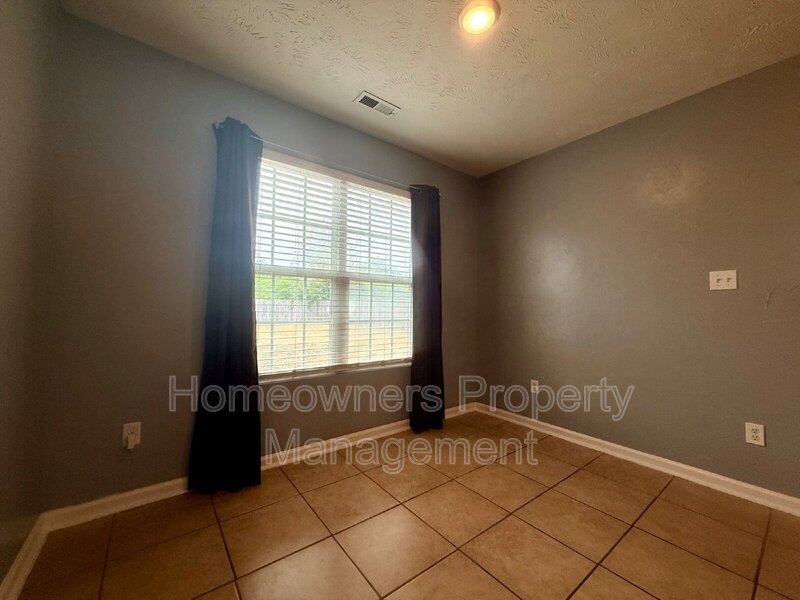 Charming 3-Bedroom Oasis with 2 Full Baths on Sir Michael Drive, Hope Mills – Spacious 1,584 Sq Ft Living! property image