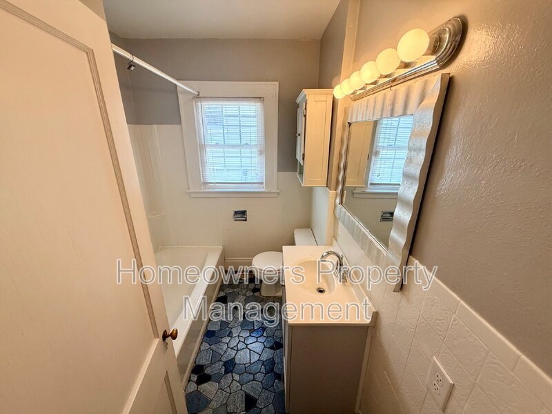 611 Greenland Drive property image