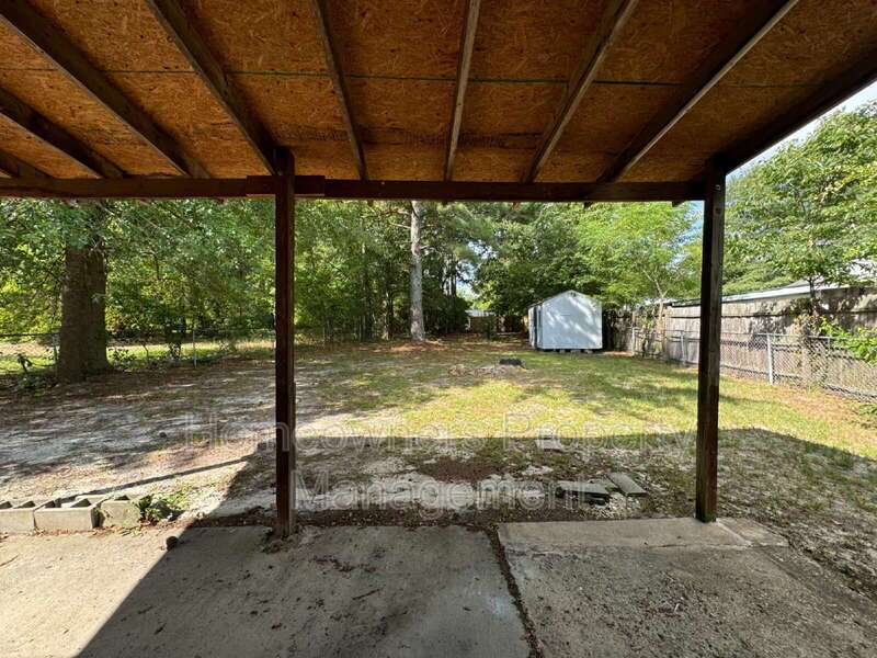 405 Laura Court, Spring Lake property image