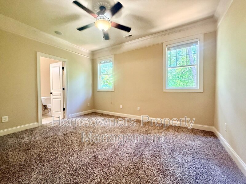 328 Bahama Loop - 2 Weeks Free off First Full Month property image