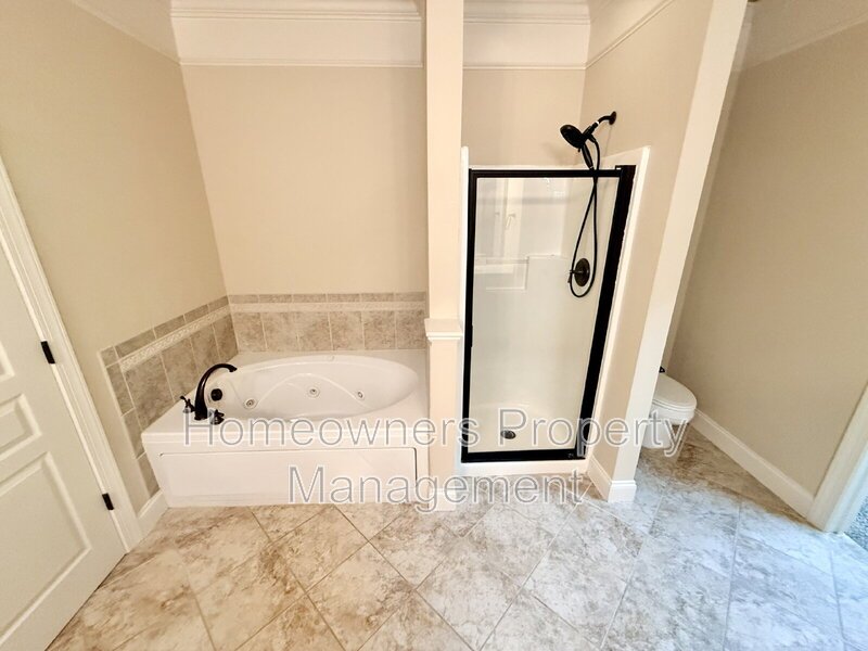 328 Bahama Loop - 2 Weeks Free off First Full Month property image