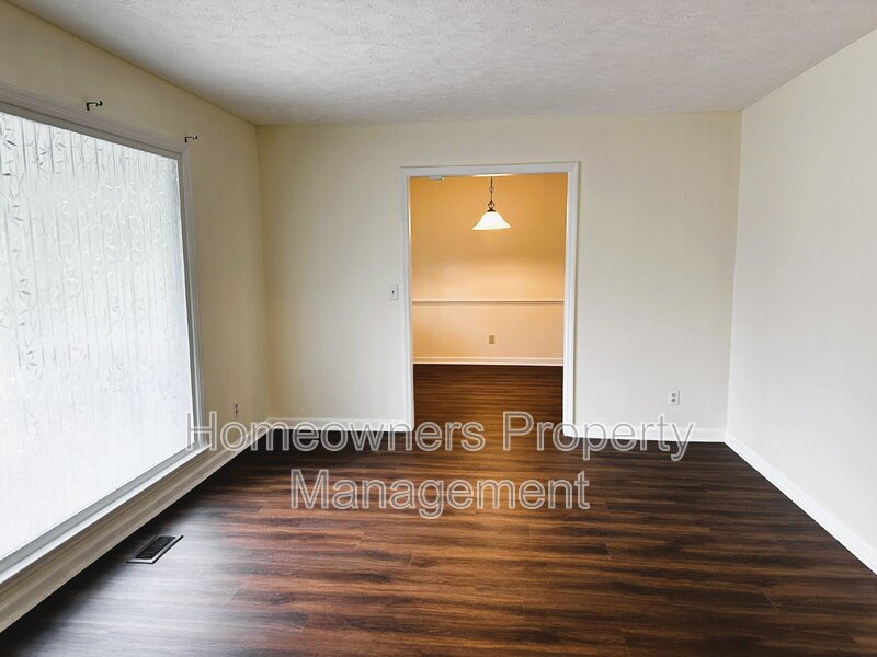 321 Bahama Loop property image