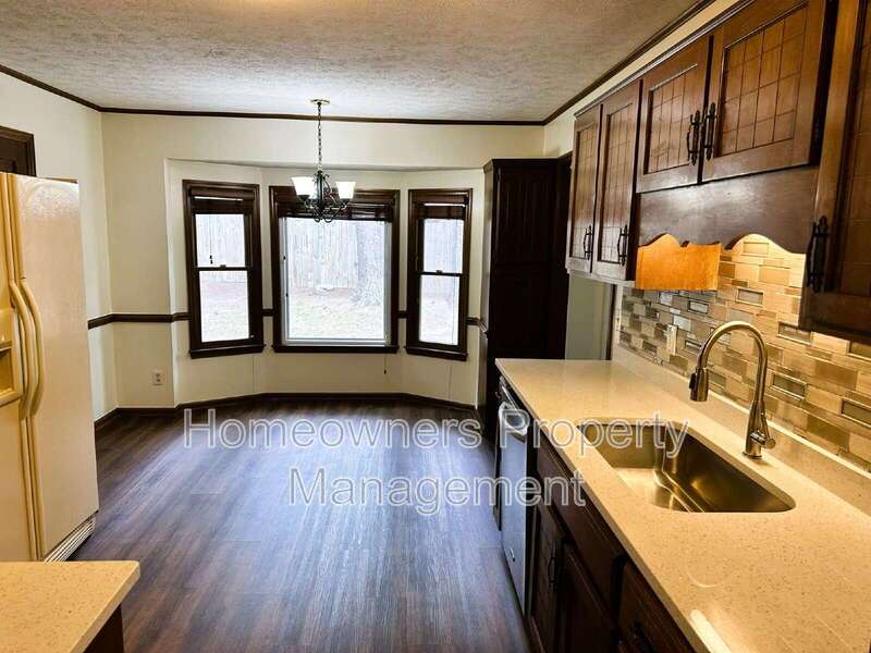 321 Bahama Loop property image