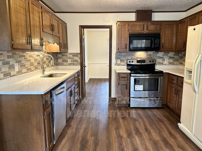 321 Bahama Loop property image