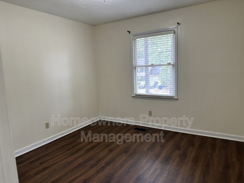 321 Bahama Loop property image