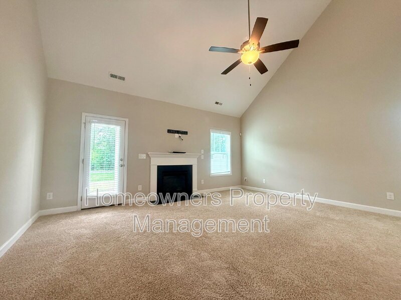 Spacious 4-Bed Oasis on Stackhouse Drive property image