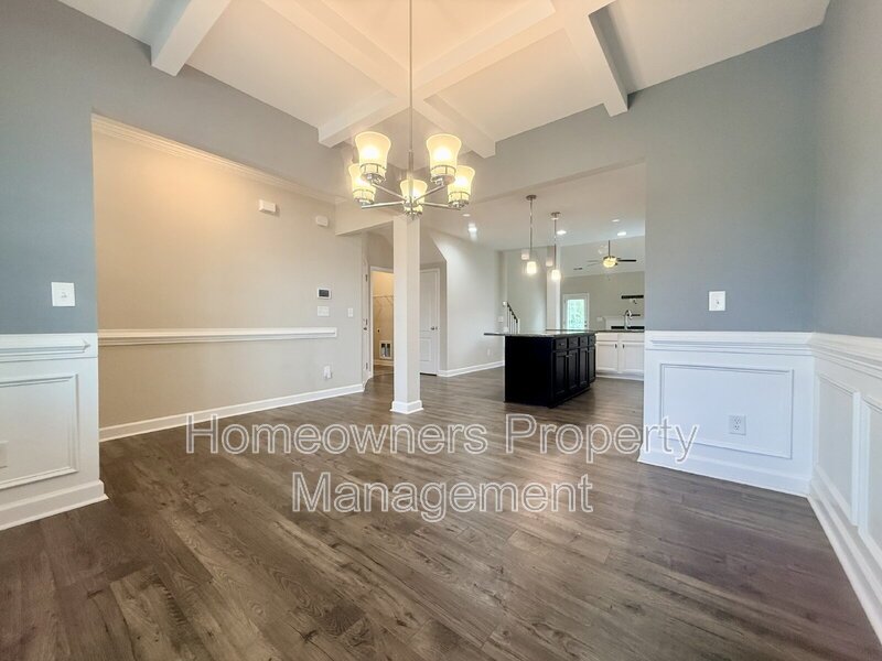 Spacious 4-Bed Oasis on Stackhouse Drive property image