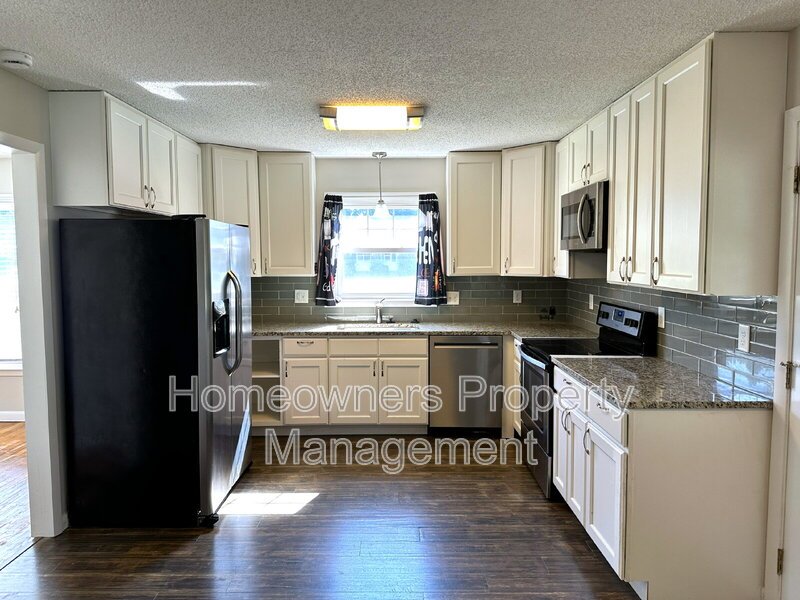 3-Bedroom Retreat with Gleaming Hardwood Floors at 6221 Cool Shade Drive in Fayetteville! property image