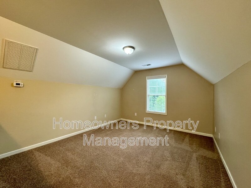 ***COMING SOON****
267 Boswell St property image