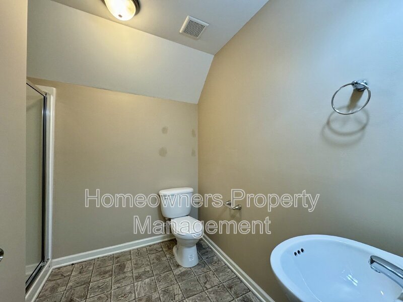 ***COMING SOON****
267 Boswell St property image