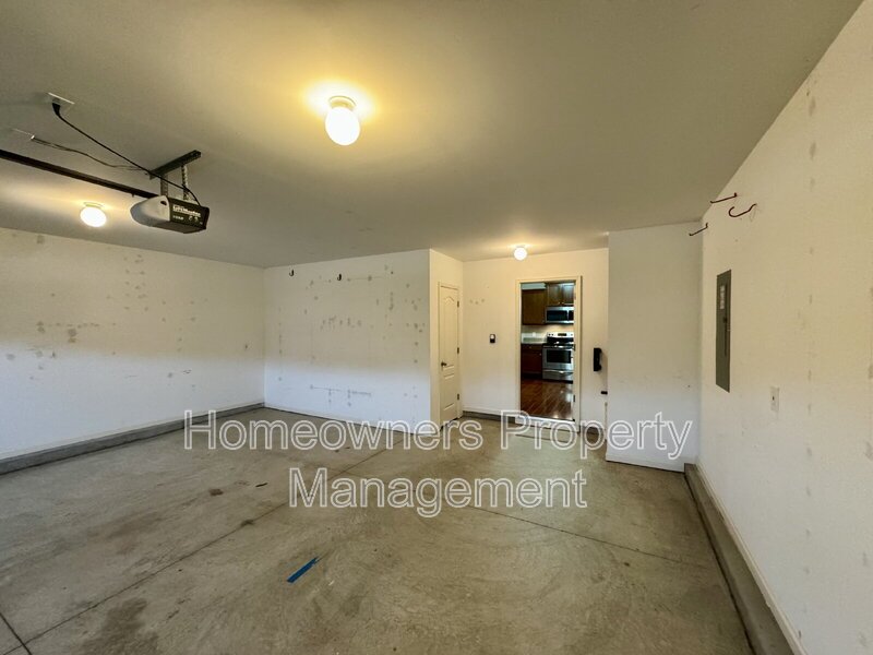 ***COMING SOON****
267 Boswell St property image