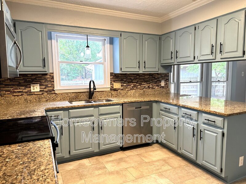 416 Georgetown Circle property image