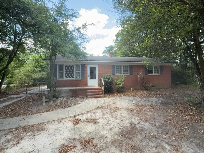 5435 S Sumac Circle, Fayetteville, NC 28304 property image