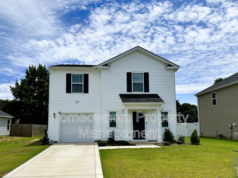 240 Melbourne Dr. Raeford property image
