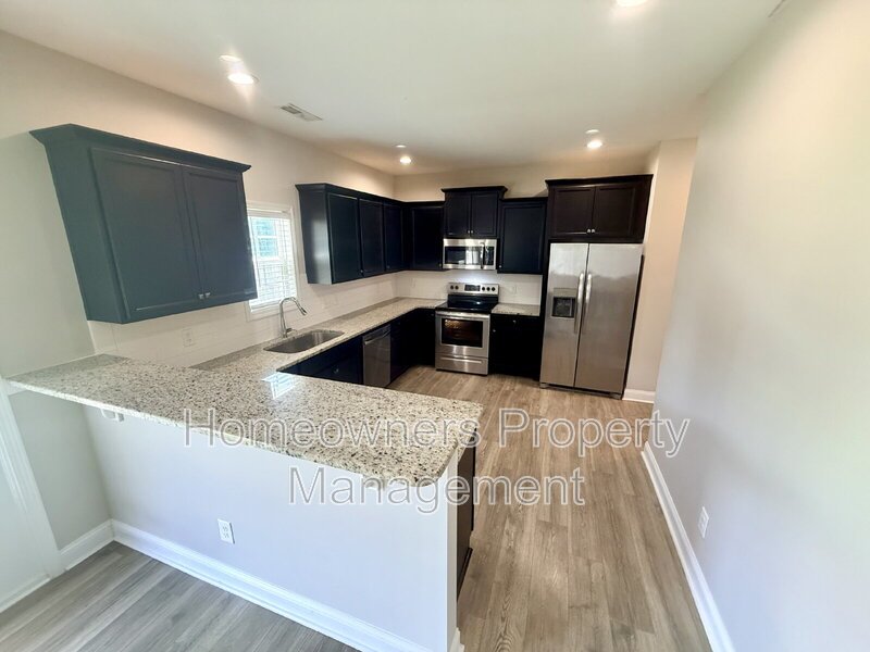 1752 Stackhouse Dr property image