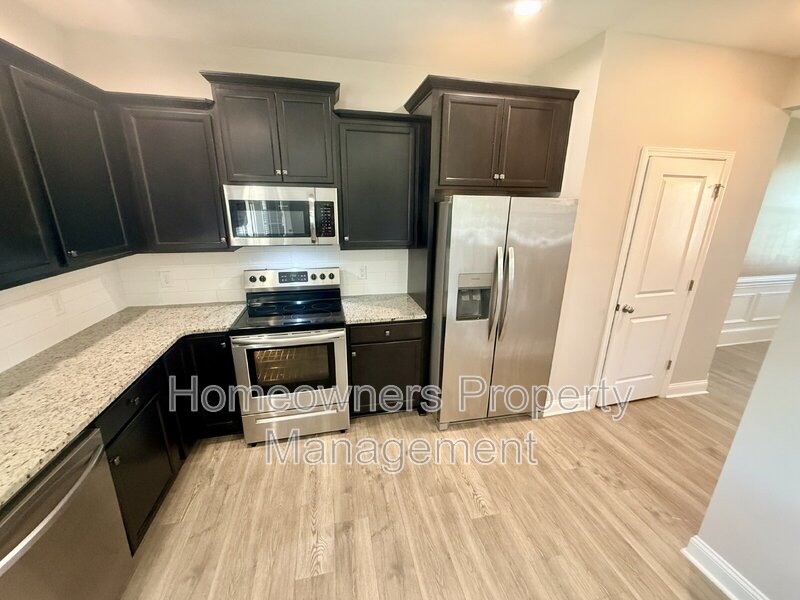 1752 Stackhouse Dr property image
