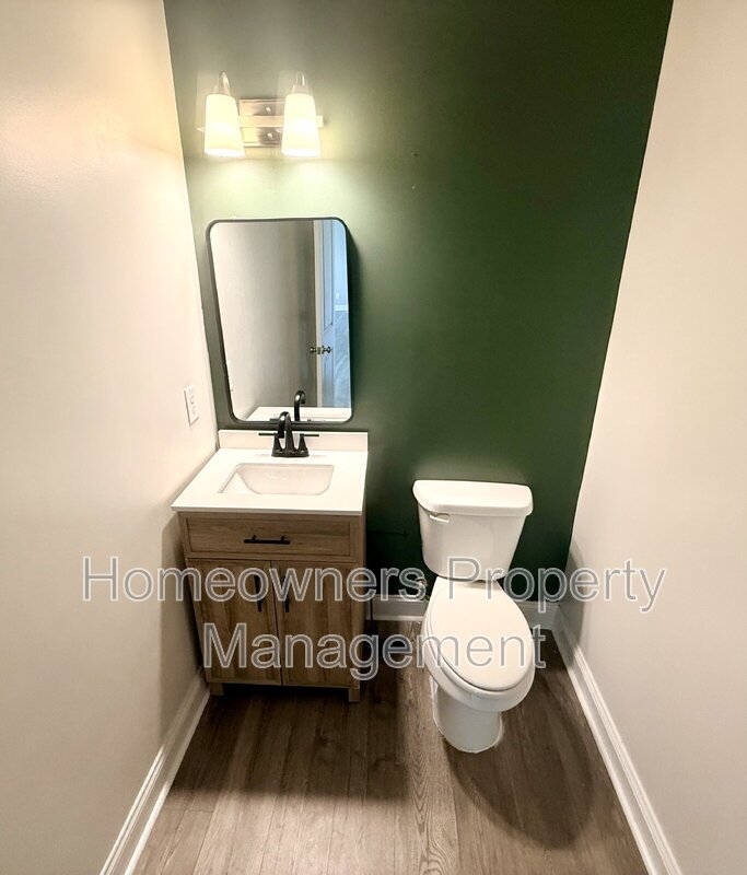 1752 Stackhouse Dr property image