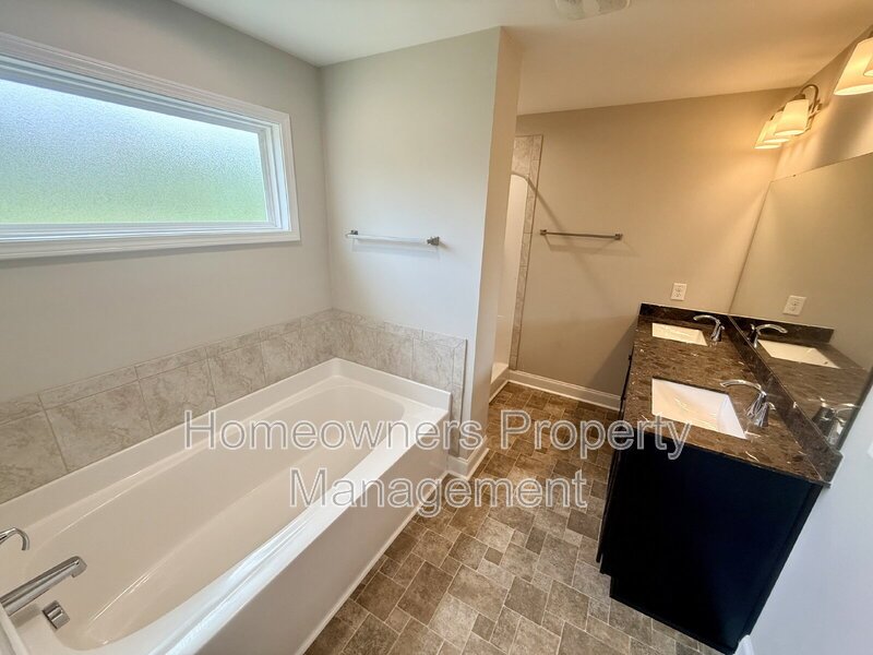 1752 Stackhouse Dr property image