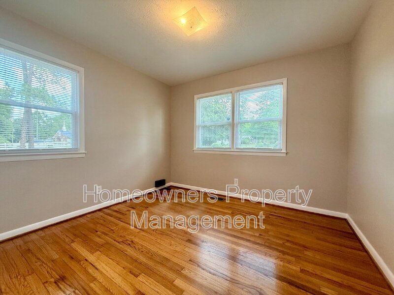 815 McNeil St, Spring Lake, NC property image