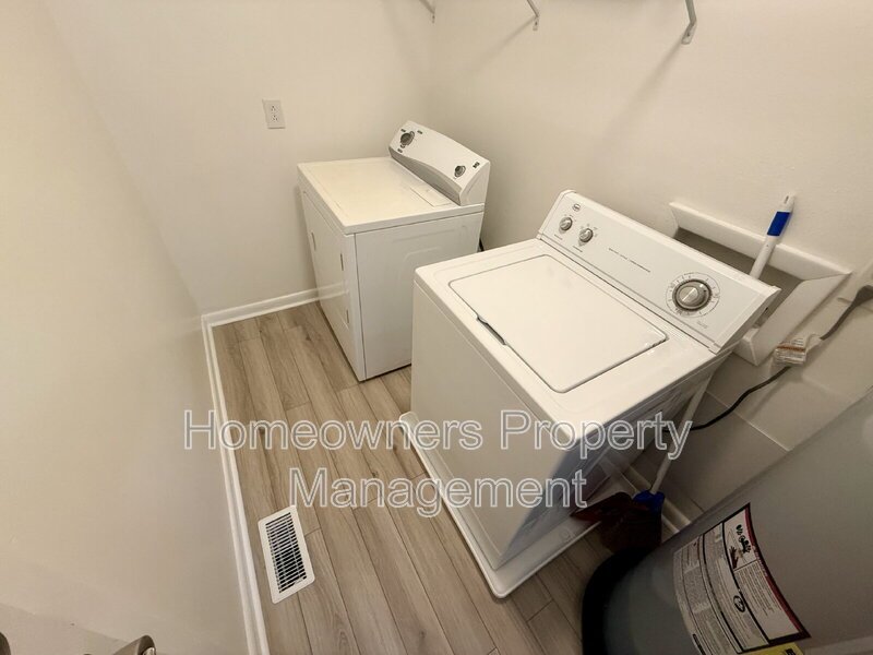 815 McNeil St, Spring Lake, NC property image