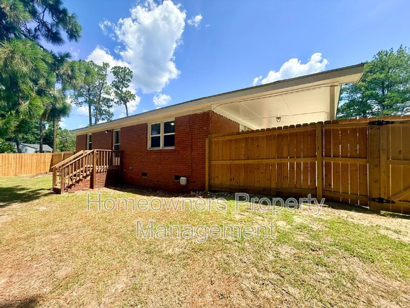 815 McNeil St, Spring Lake, NC property image