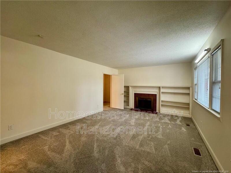 400 Harrill Cir, Spring Lake property image