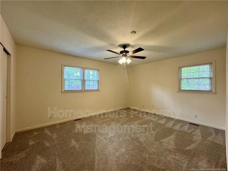 400 Harrill Cir, Spring Lake property image