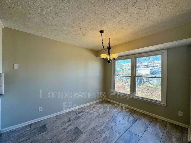 204 Fair Oaks Drive property image