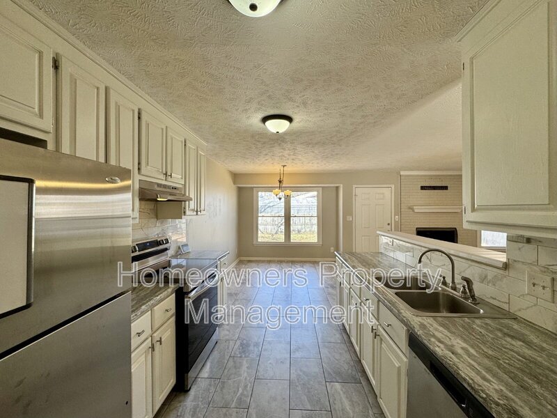 204 Fair Oaks Drive property image