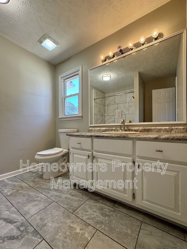 204 Fair Oaks Drive property image