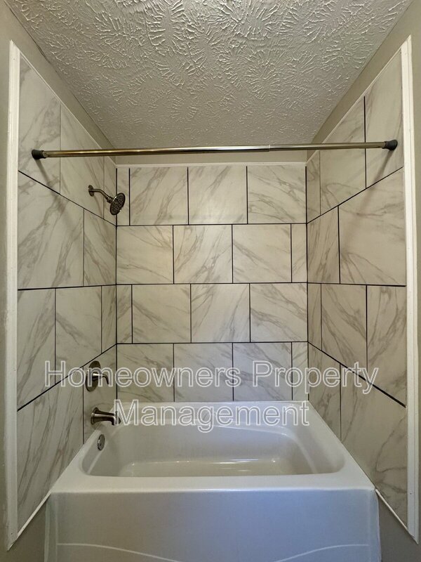 204 Fair Oaks Drive property image