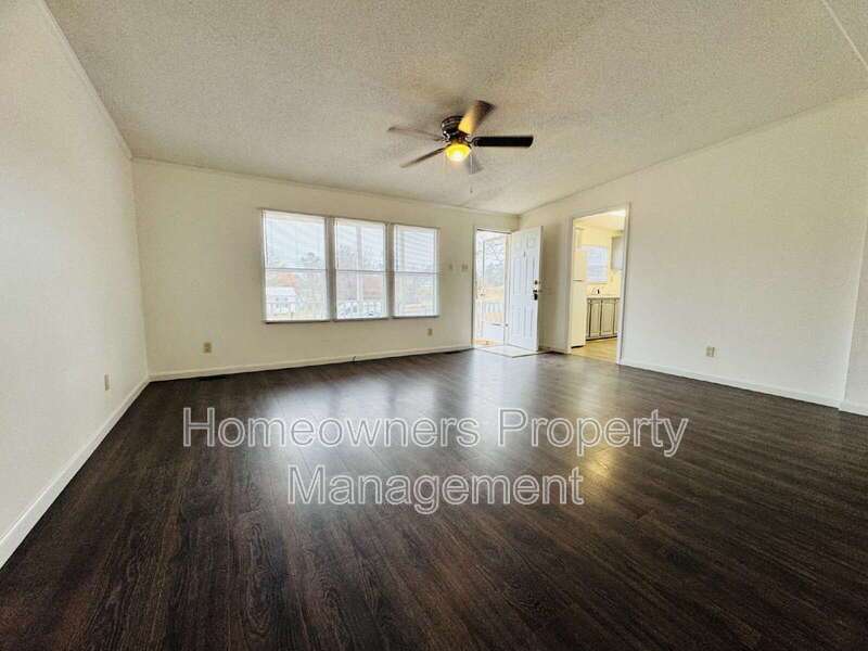 61 Lexington Ln property image