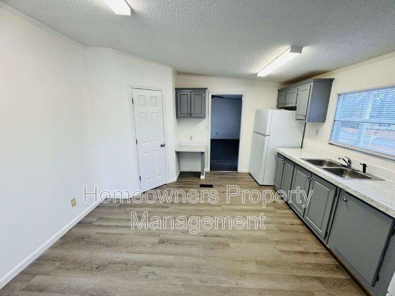 61 Lexington Ln property image