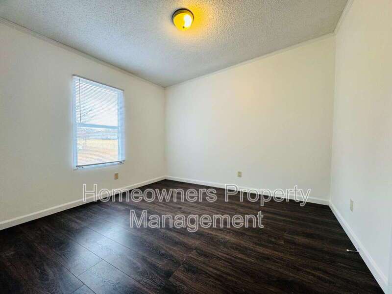 61 Lexington Ln property image