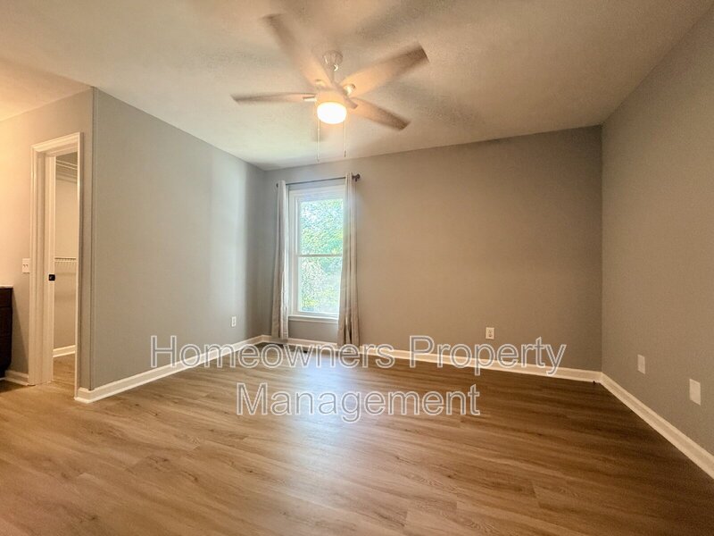 6720 St Julian Way property image