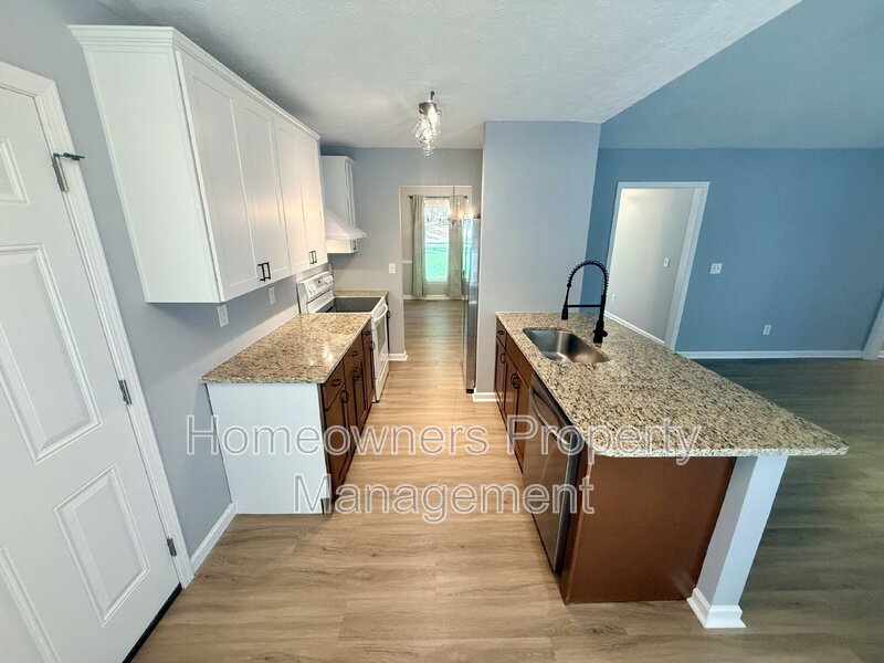 6720 St Julian Way property image