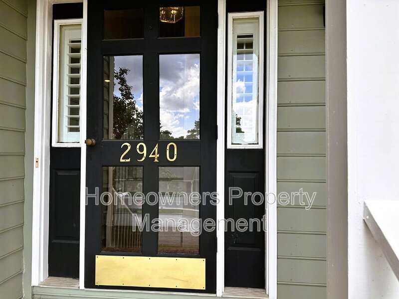 2940 Amelia Dr property image