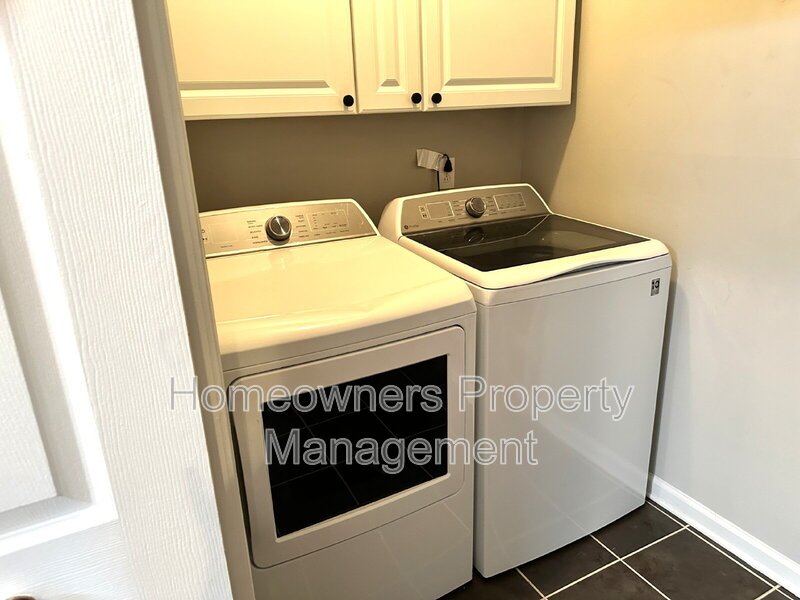 2940 Amelia Dr property image