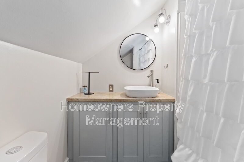816 Winston Ave property image