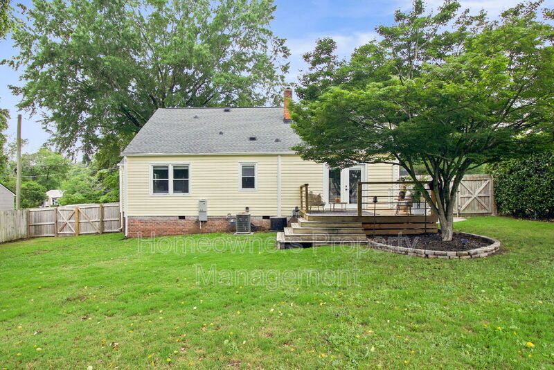 816 Winston Ave property image