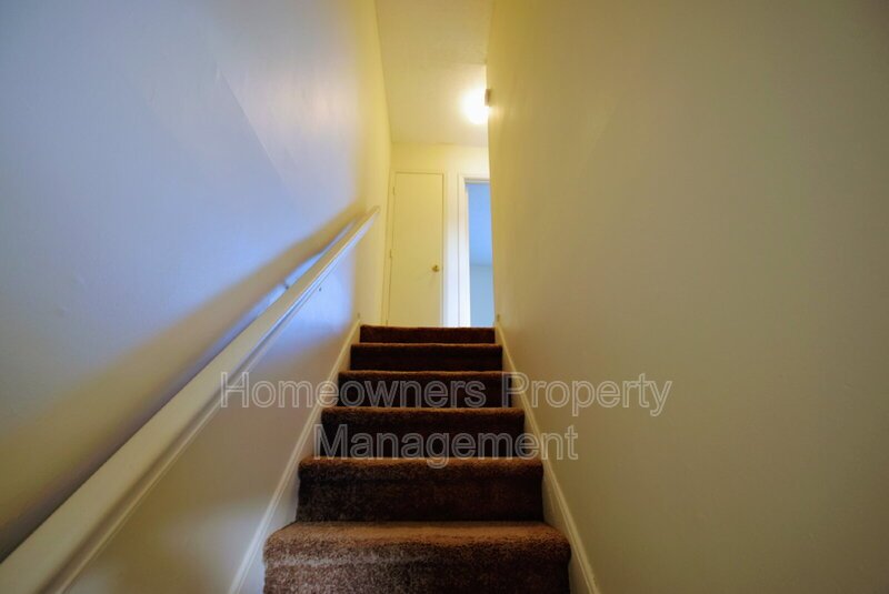 421 Kirkcaldy Court - Townhome Minutes from Fort Bragg property image