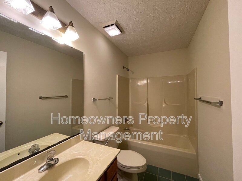 6124 Garden Court property image