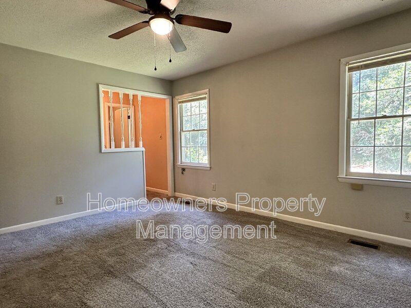 2052 Windlock Dr property image